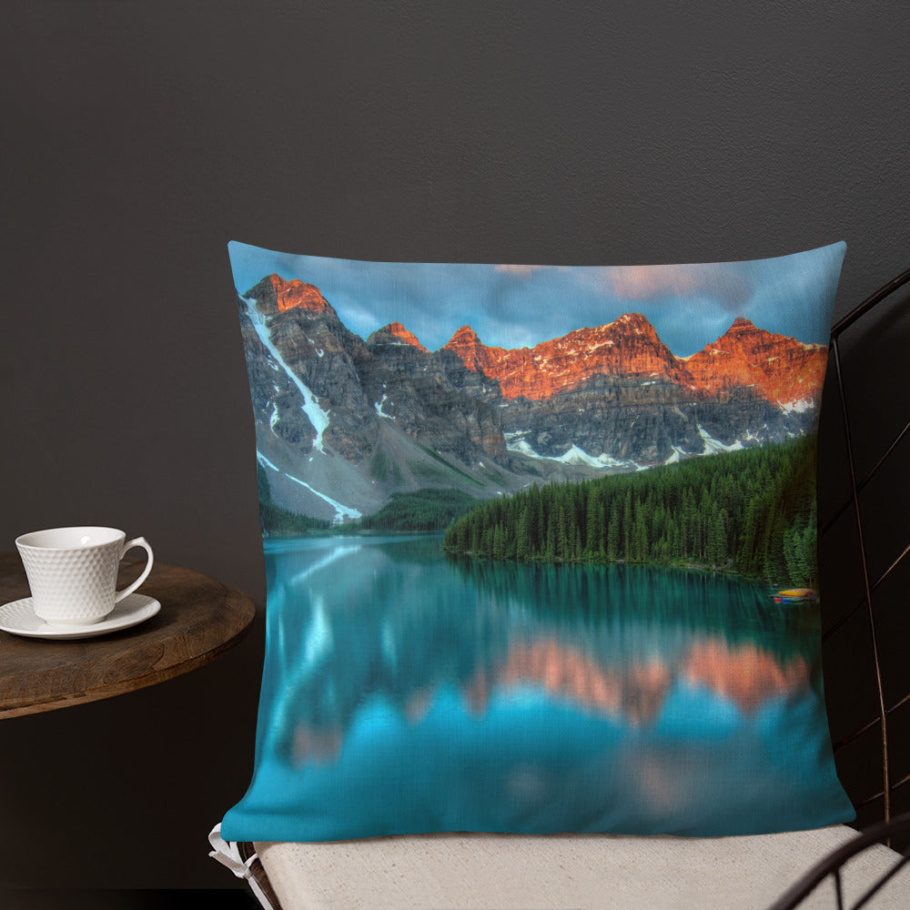 Mountain Serenity Premium Pillow