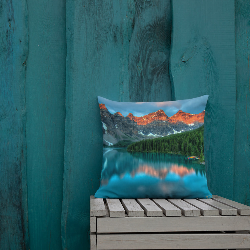 Mountain Serenity Premium Pillow